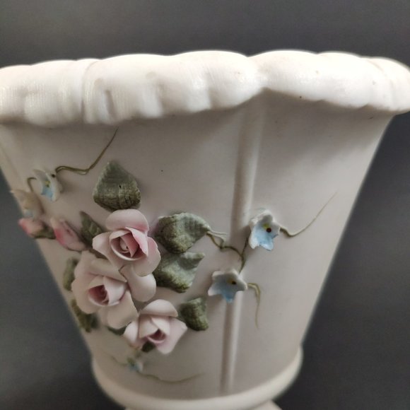 Japan L'Amour China Vases Set of 2, VTG Ceramic Planters Applied Flowers 6" - Picture 5 of 12